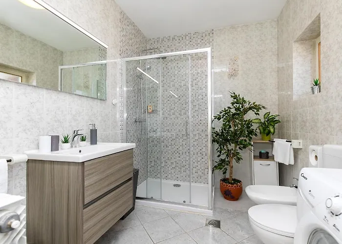 Апартаменты With Parking Space - 6922