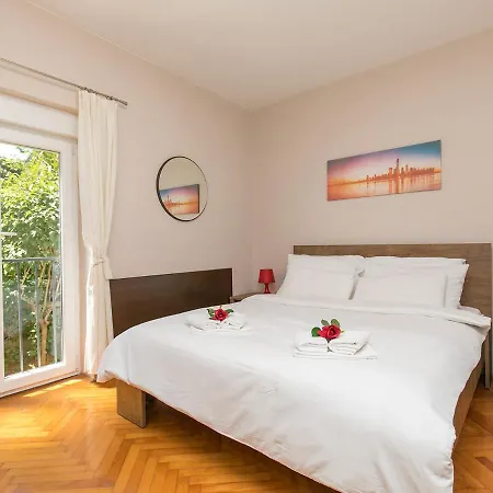 Appartement With A Parking Space - 6922 Poreč