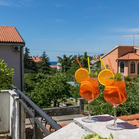 With A Parking Space - 6922 Appartement Poreč
