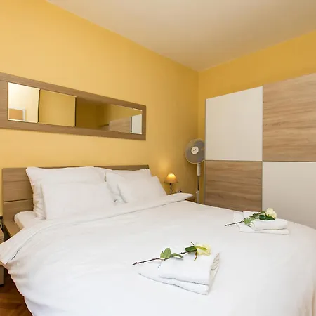Appartement With A Parking Space - 6922 Poreč